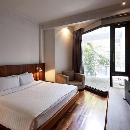 Wish Inn Silom - วิช อินน์ สีลม X Bangkok Exterior photo